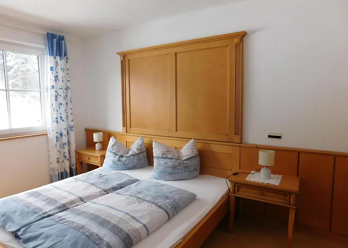 Schernhof Hoamatzeit - Tiroler Bauernhof *